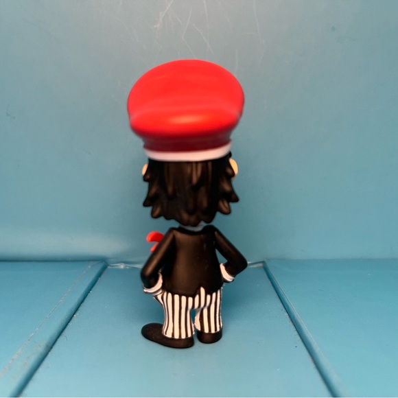 Funko Mystery Mini - Dr Seuss - Gerald McGrew (If I Ran the Zoo) - Picture 2 of 3